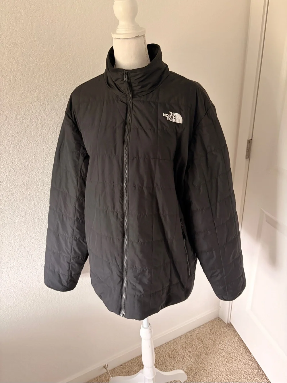 The North Face Junction Insulated Jacket - Black sz XL
